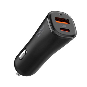 Chargeur Spigen ARCEV482 STATION ESSENTIAL CAR CHARGER 48W BLACK